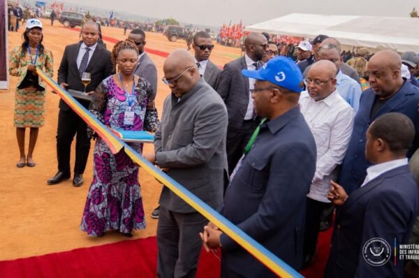 Félix Tshisekedi inaugure l’usine d’eau de Lovoy pour desservir 230 000 habitants de Kamina